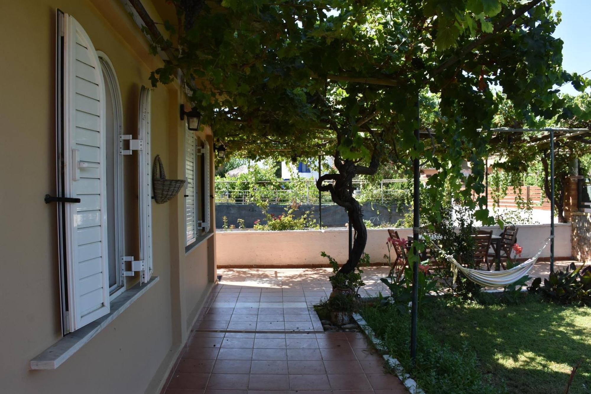 Villa Gerani Gerani  Exteriör bild